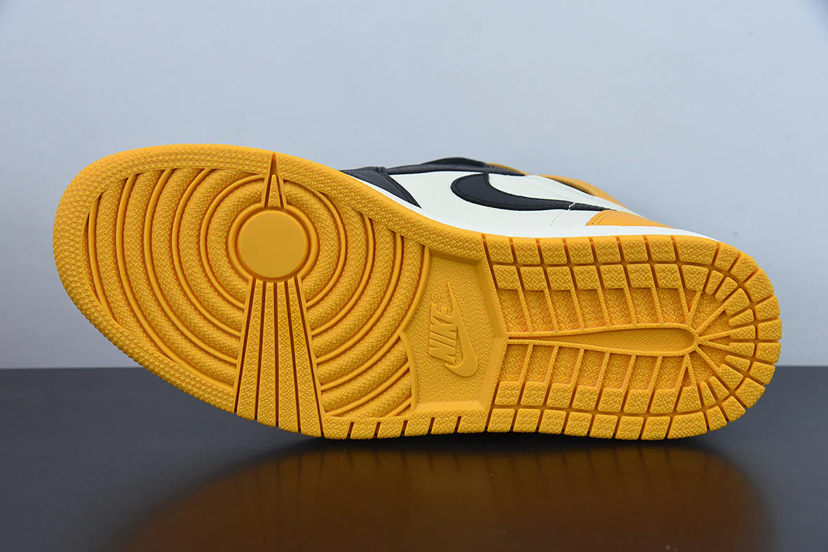 Nike Air Jordan 1  High OG “Taxi”