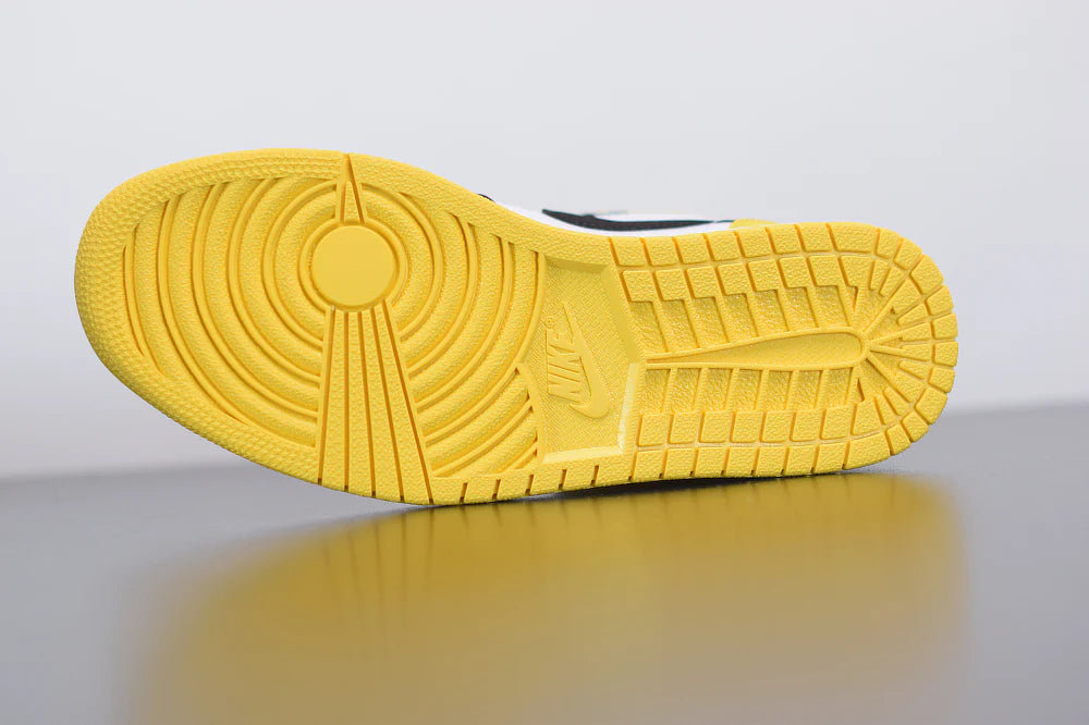 Nike Air Jordan 1 Mid “Yellow Toe Black”