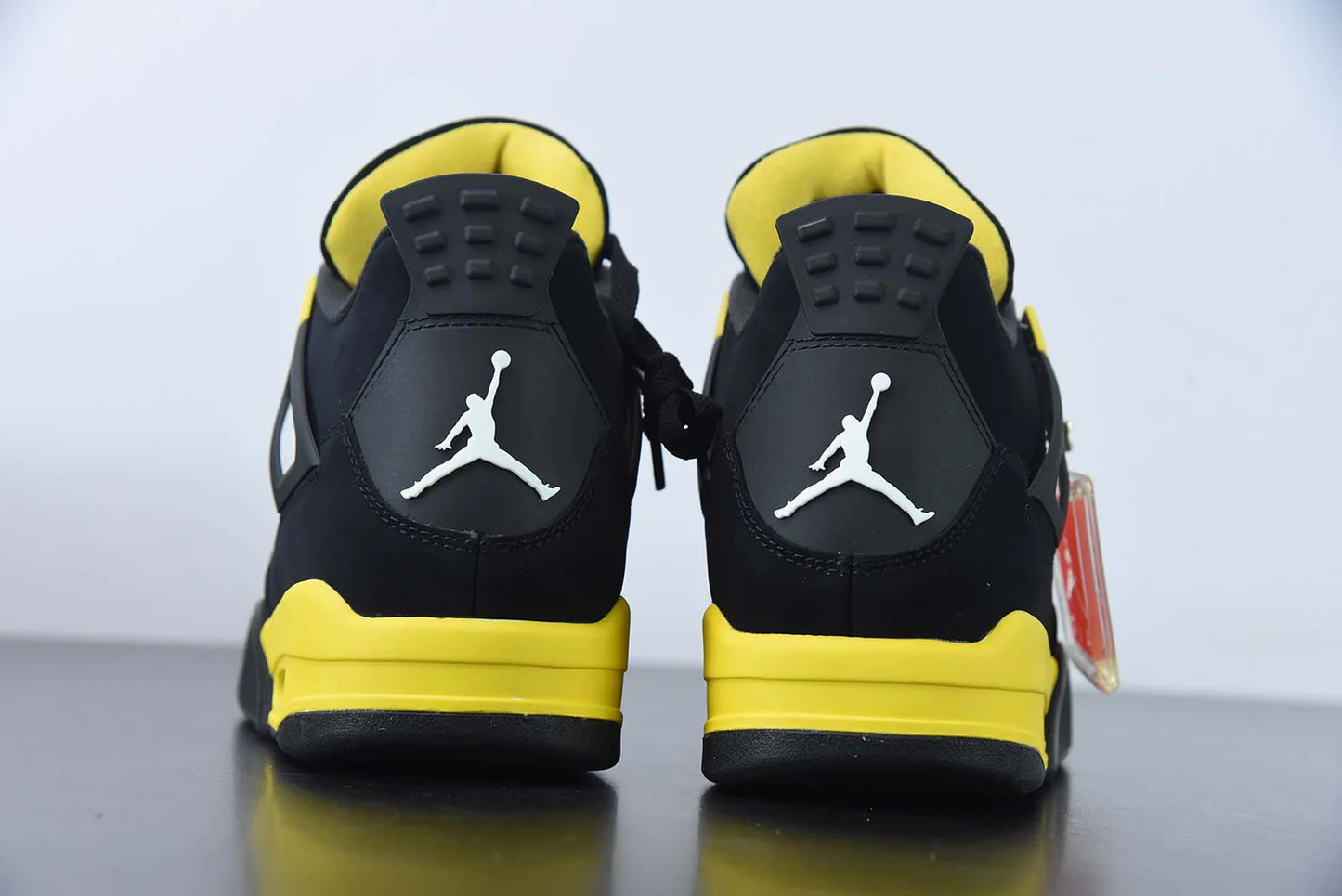 Nike Air Jordan 4 Retro “Thunder”