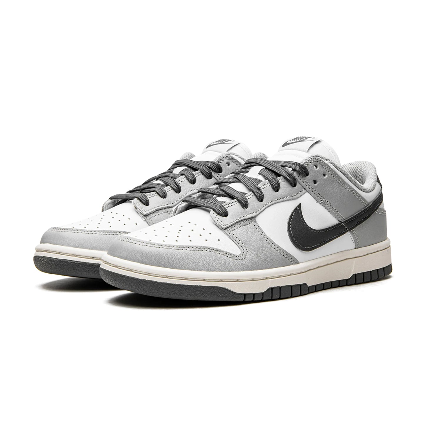 Nike Dunk Low "Light Smoke Grey"