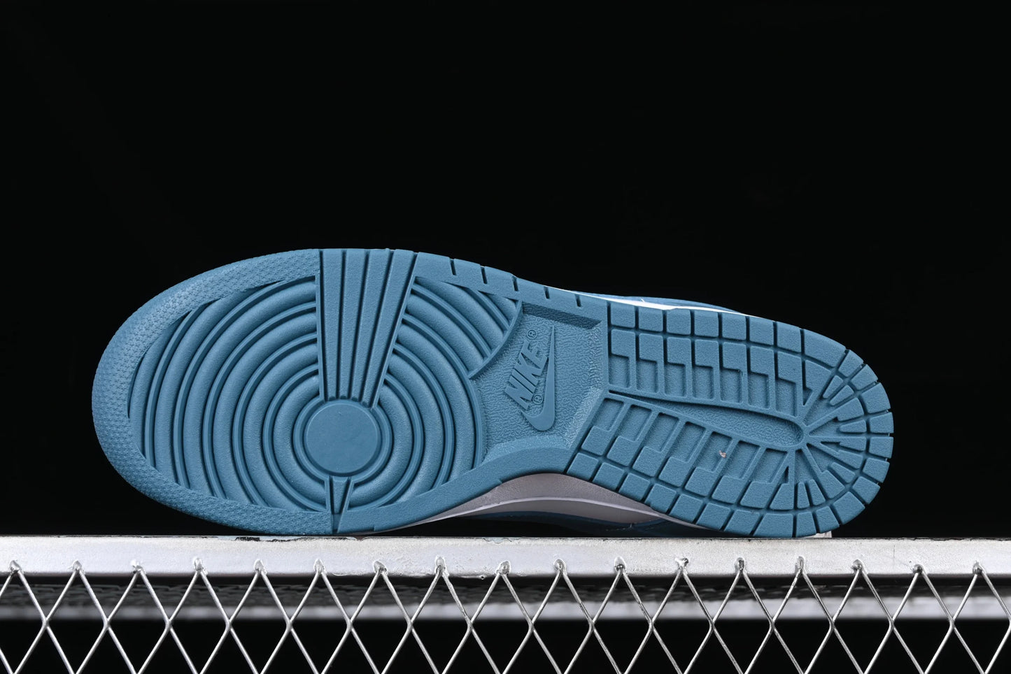 Nike Dunk Low “South Beach”