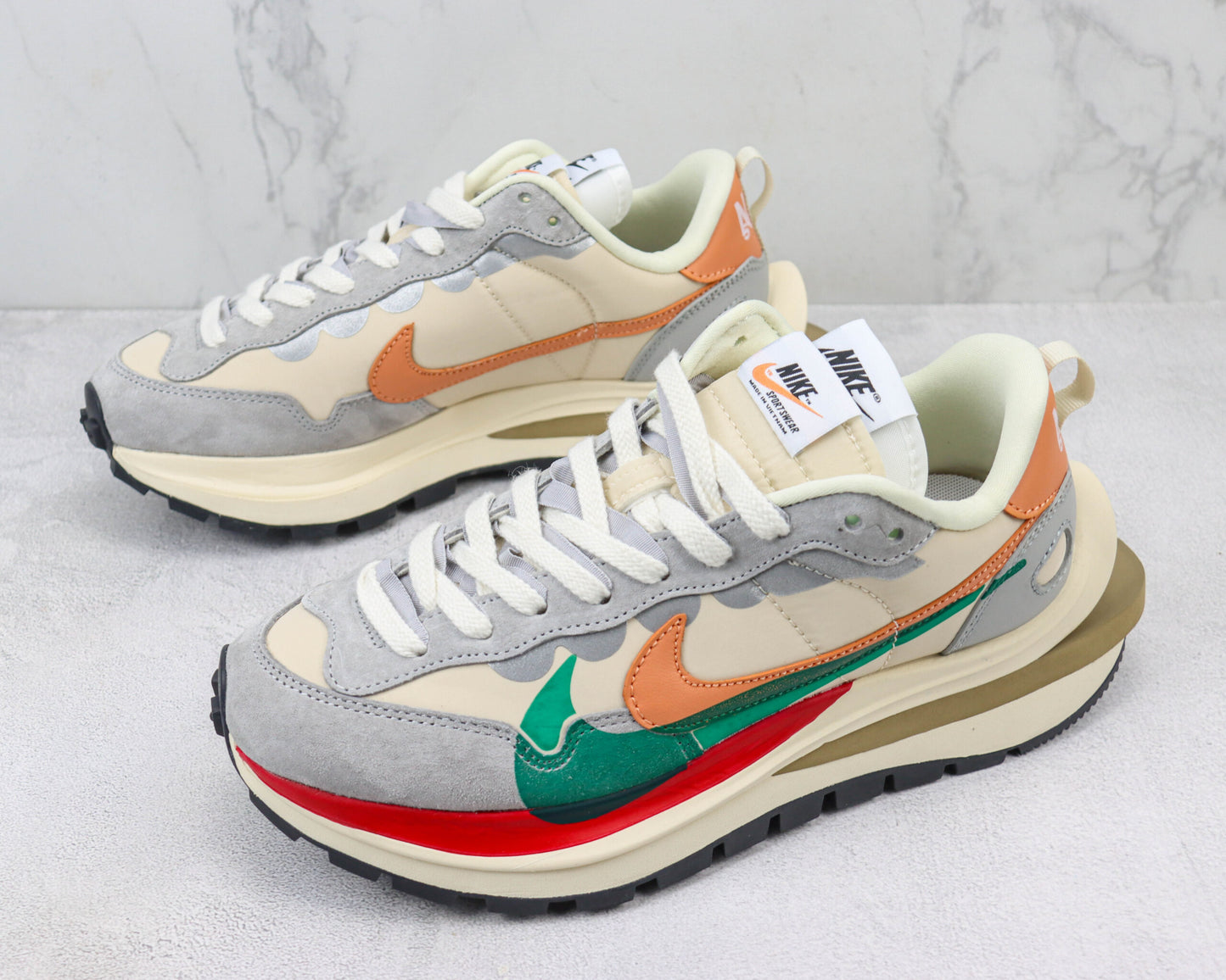 Nike Sacai x VaporWaffle Green Beige