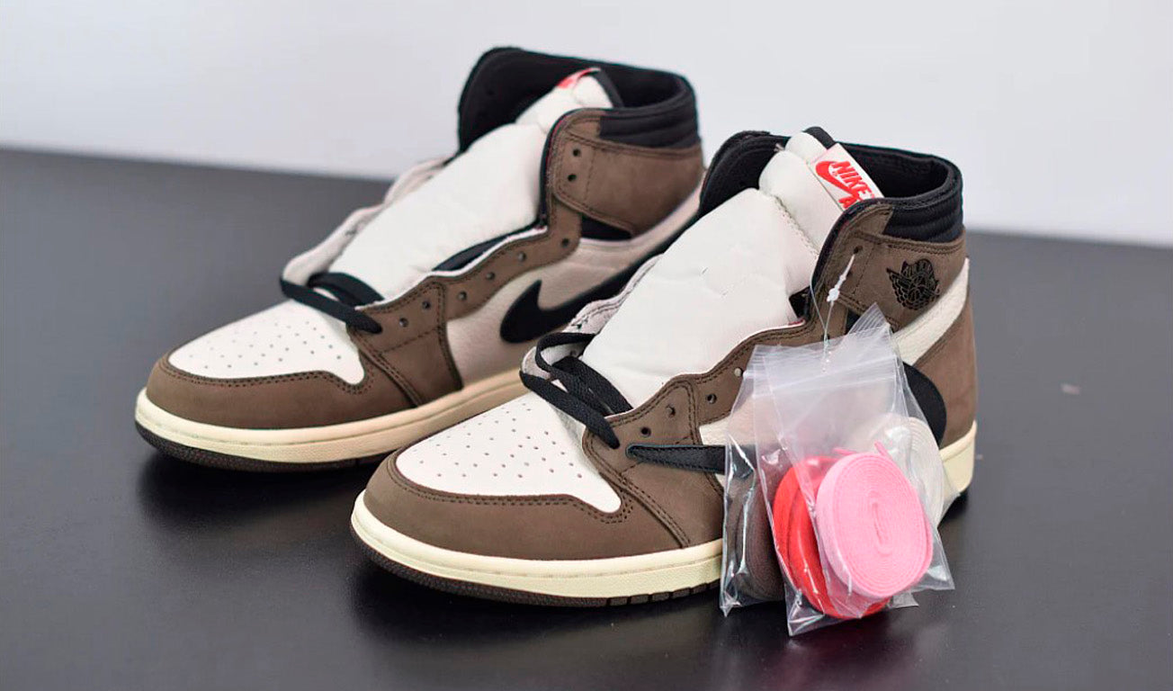 Nike Air Jordan 1 Retro High X Travis Scott