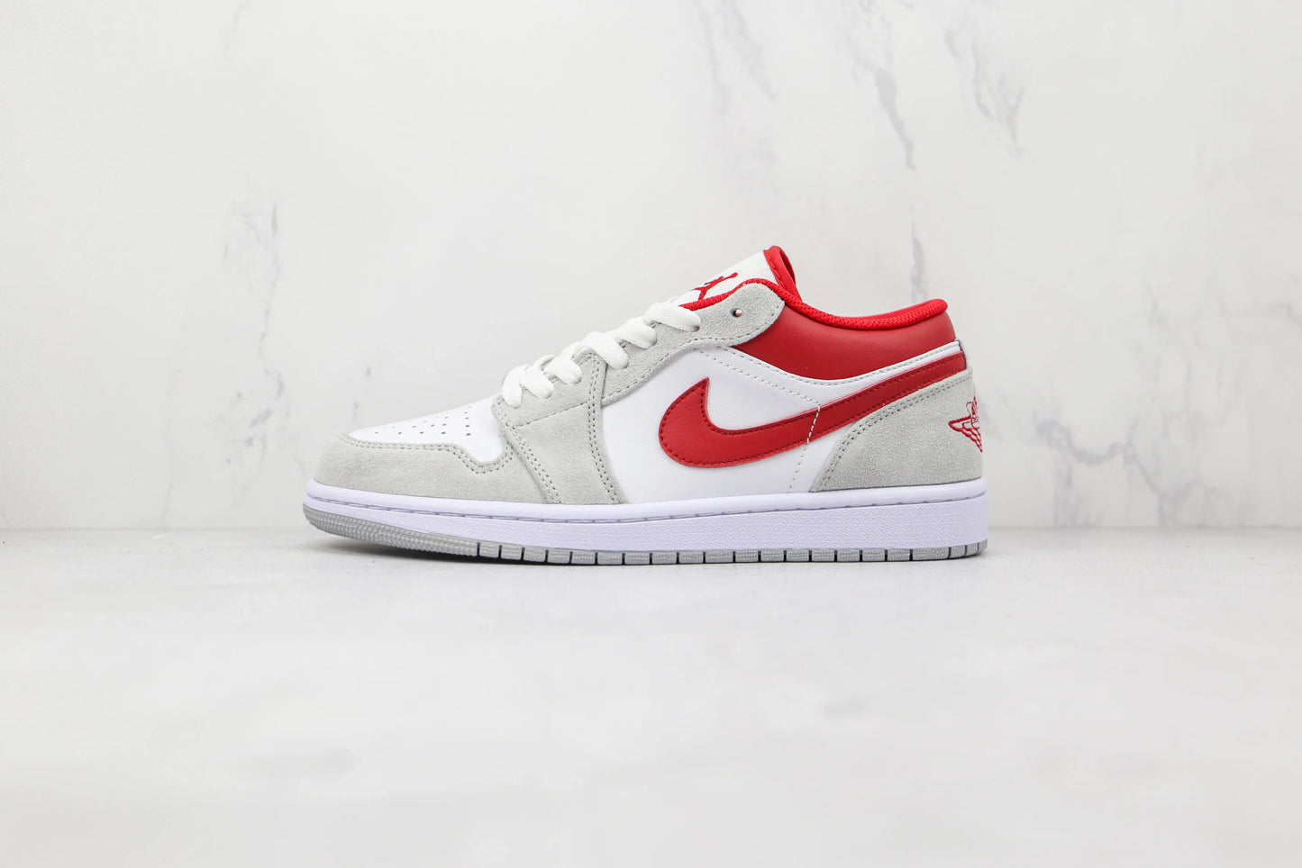 Nike Air Jordan 1 Low SE “Light Smoke Grey Gym Red”