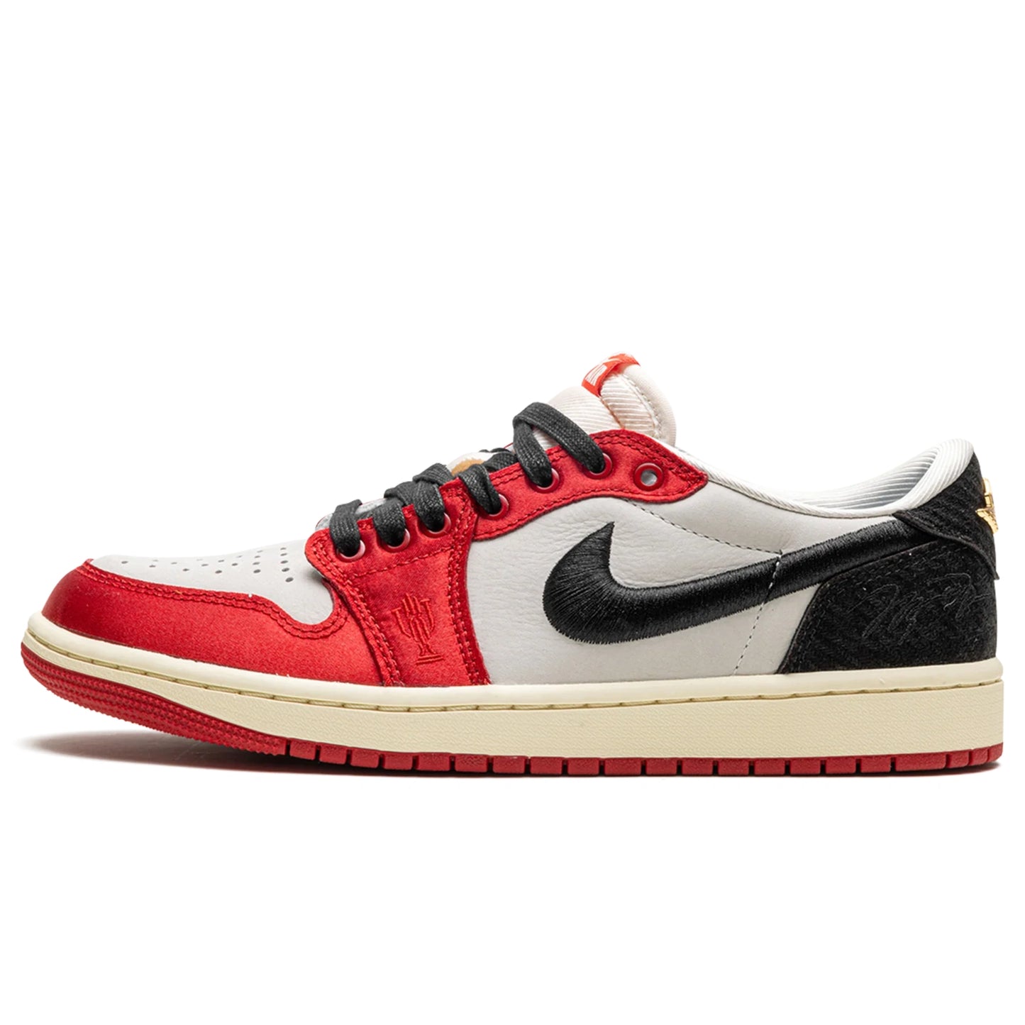 Air Jordan 1 Low Trophy Room Away