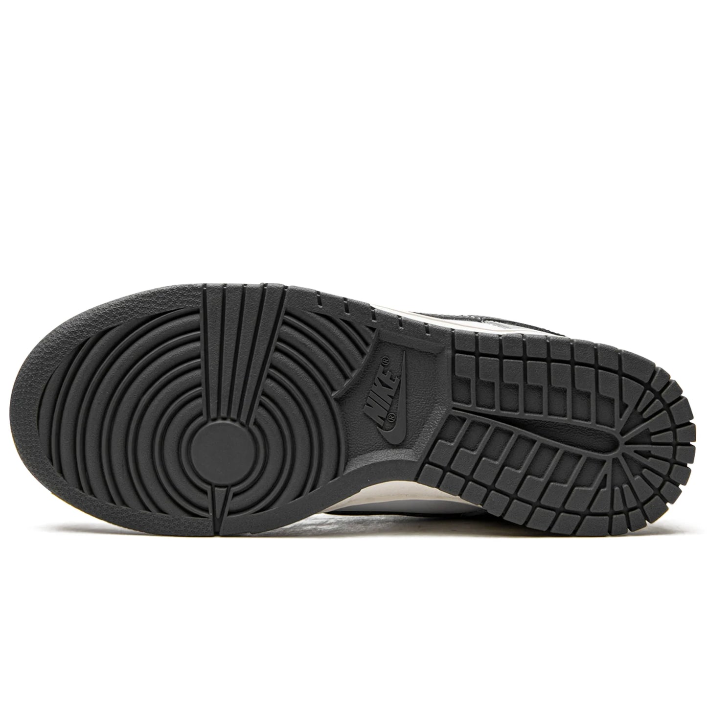 Nike Dunk Low "Light Smoke Grey"