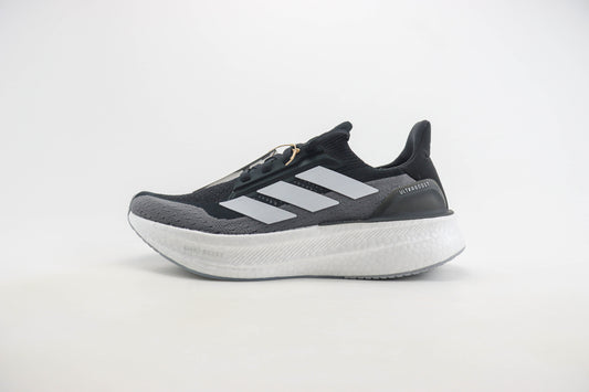 Adidas Ultraboost Light 5X