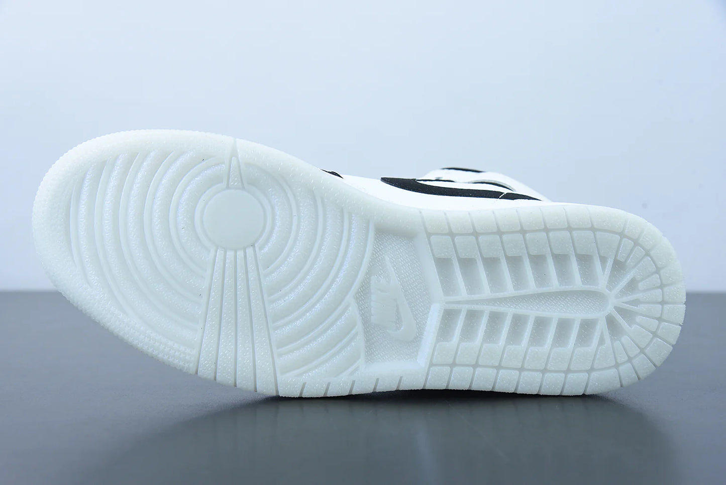 Nike Air Jordan 1 Mid “Diamonds Shorts”