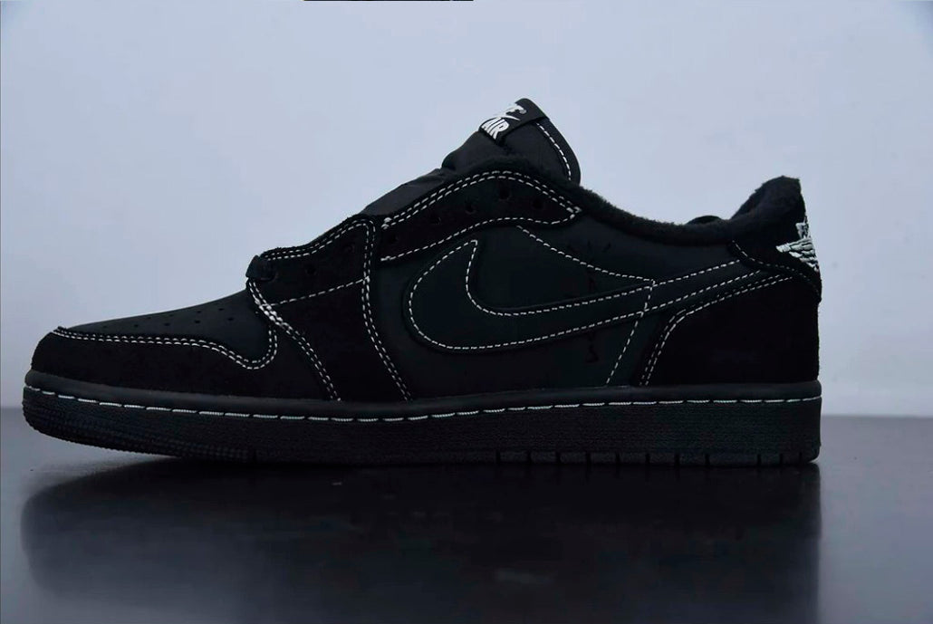 Nike Air Jordan 1 Low “Black Phantom”
