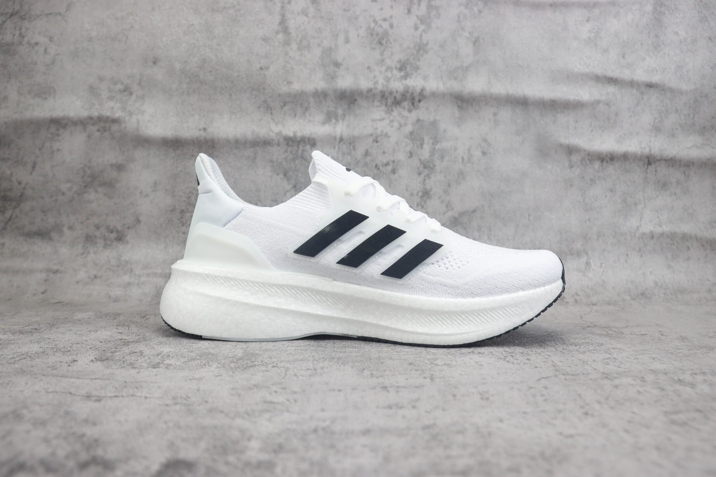Adidas Ultraboost Light
