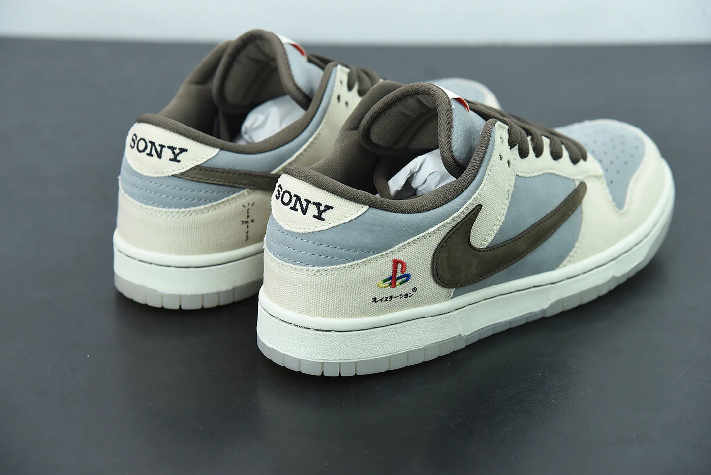 Nike Dunk Low – Travis Scott x Playstation