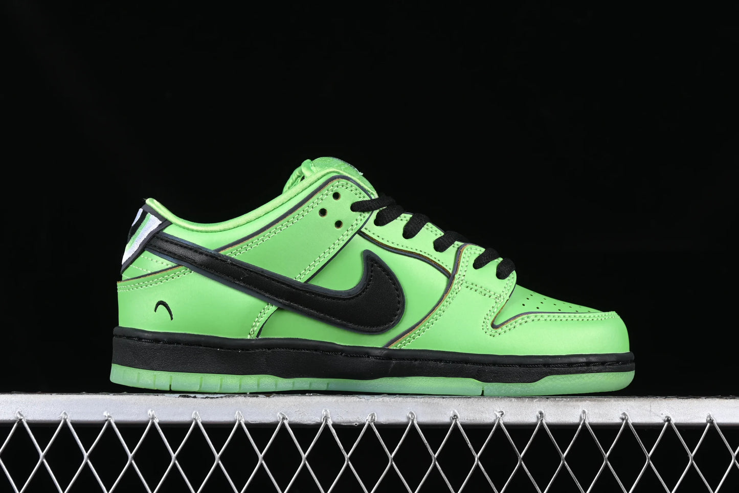 Nike SB Dunk Low The PowerPuff Girls (Docinho)