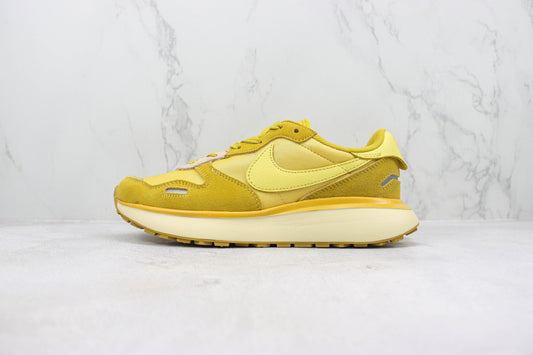 Nike Phoenix Waffle X Sacai X VaporWaffle University Gold
