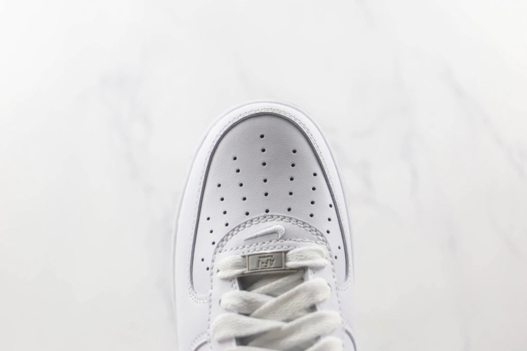 Nike Air Force 1 Low Supreme White