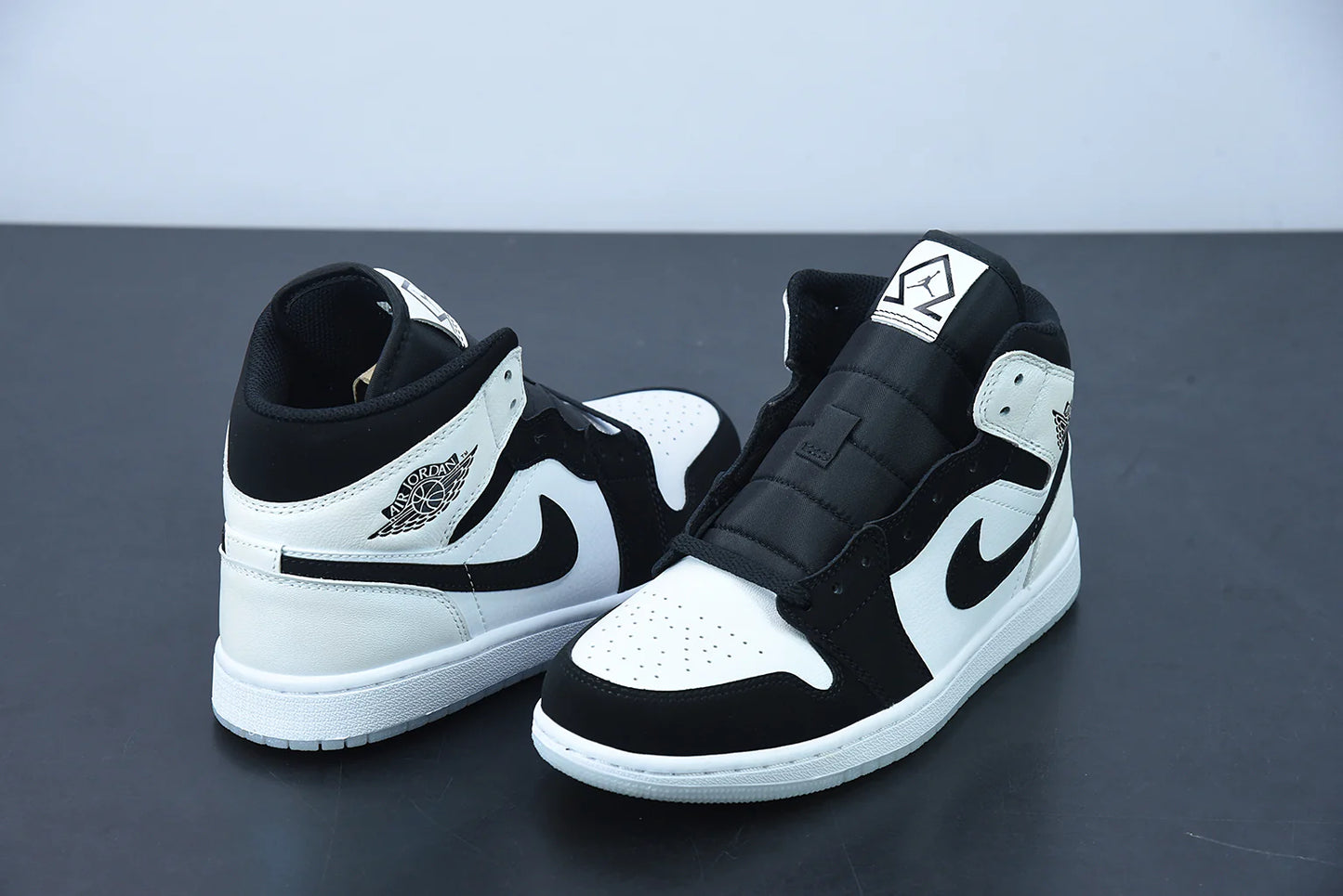 Nike Air Jordan 1 Mid “Diamonds Shorts”