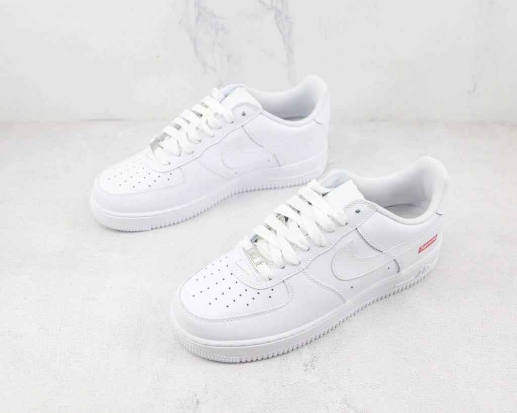 Nike Air Force 1 Low Supreme White