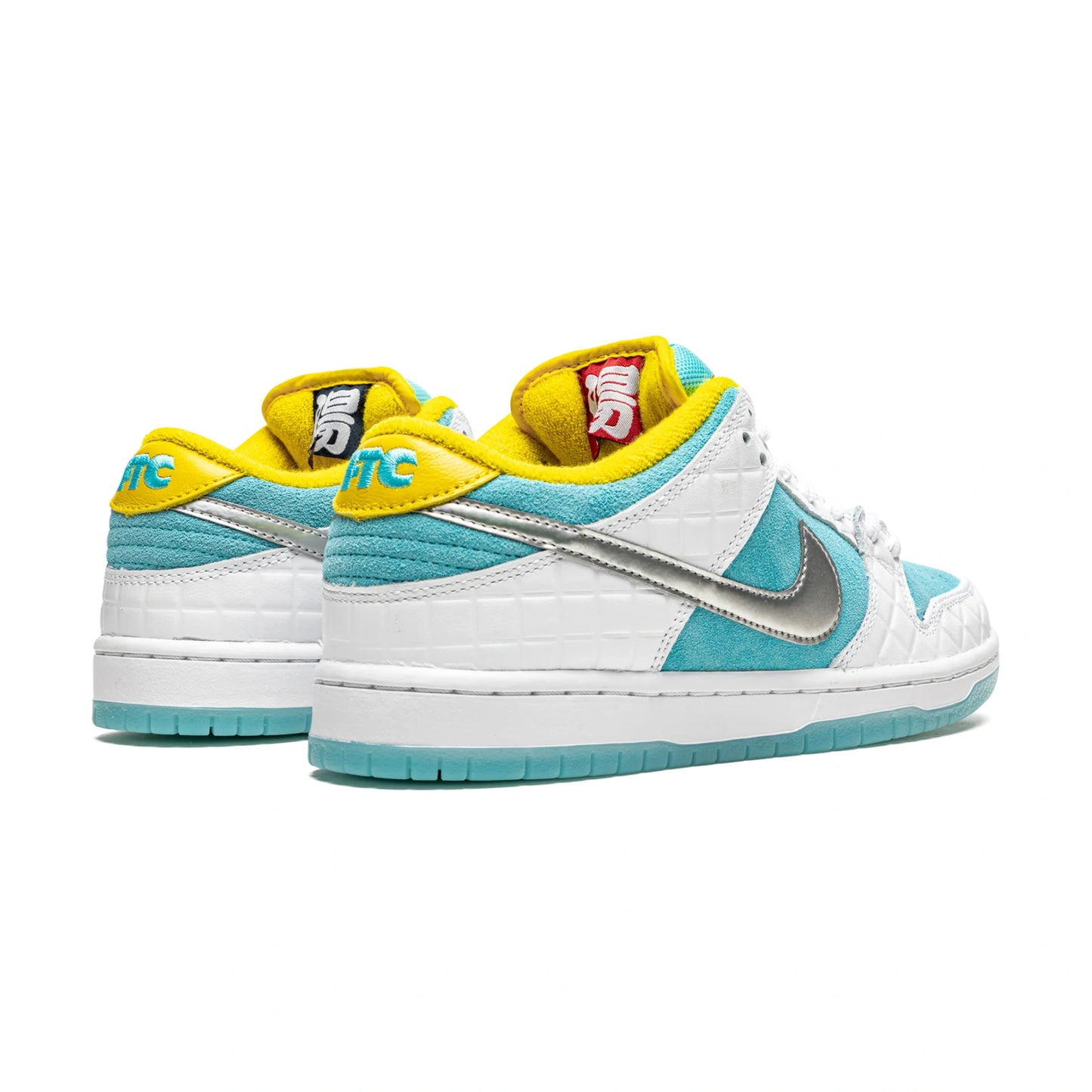 Nike SB Dunk Low "FTC Lagoon Pulse"