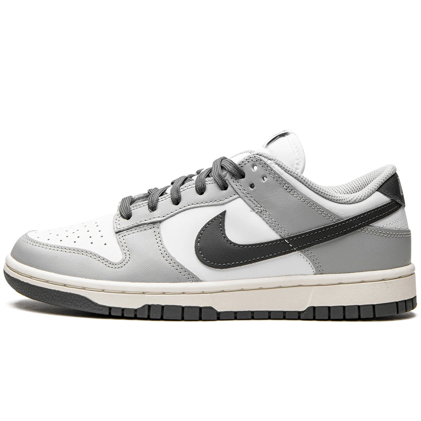 Nike Dunk Low "Light Smoke Grey"