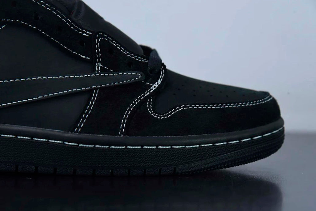 Nike Air Jordan 1 Low “Black Phantom”