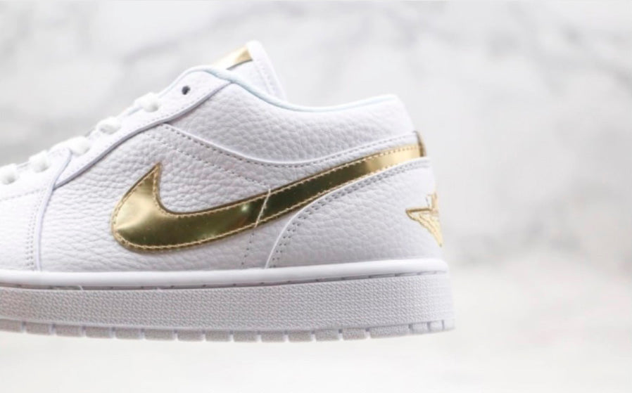 Nike Air Jordan 1 Low Metallic Gold