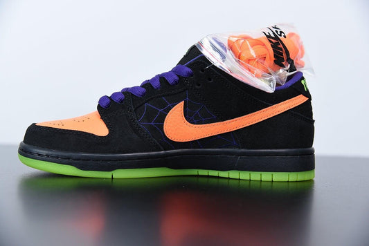 Nike SB Dunk Low Night of Mischief Halloween