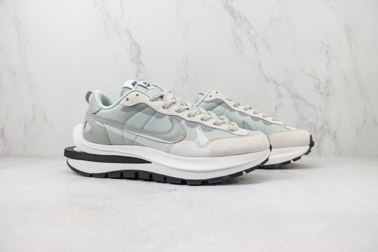 Nike Sacai x VaporWaffle Grey White