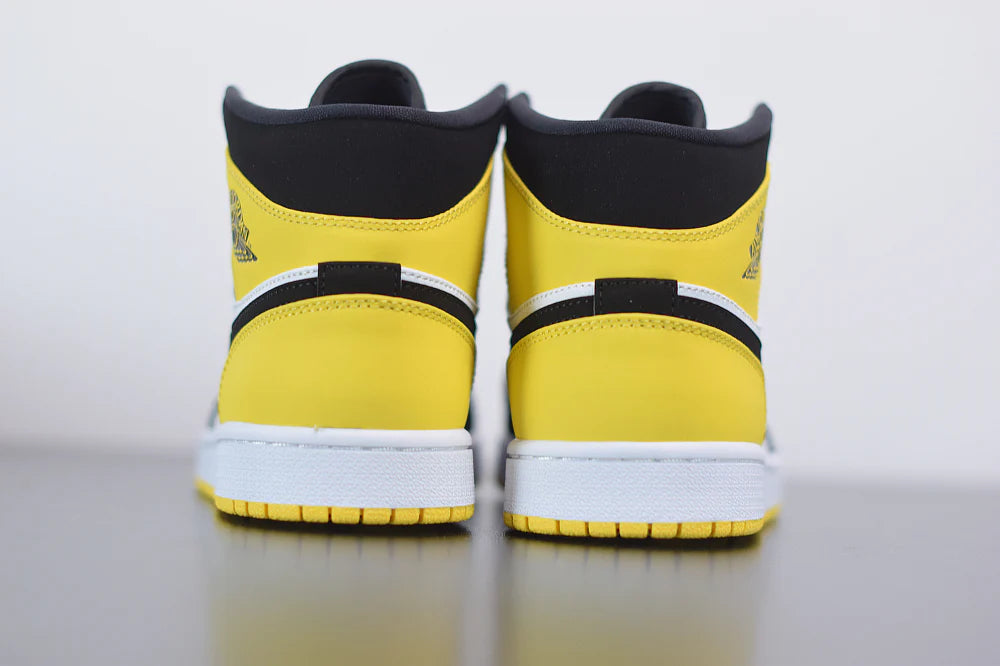 Nike Air Jordan 1 Mid “Yellow Toe Black”