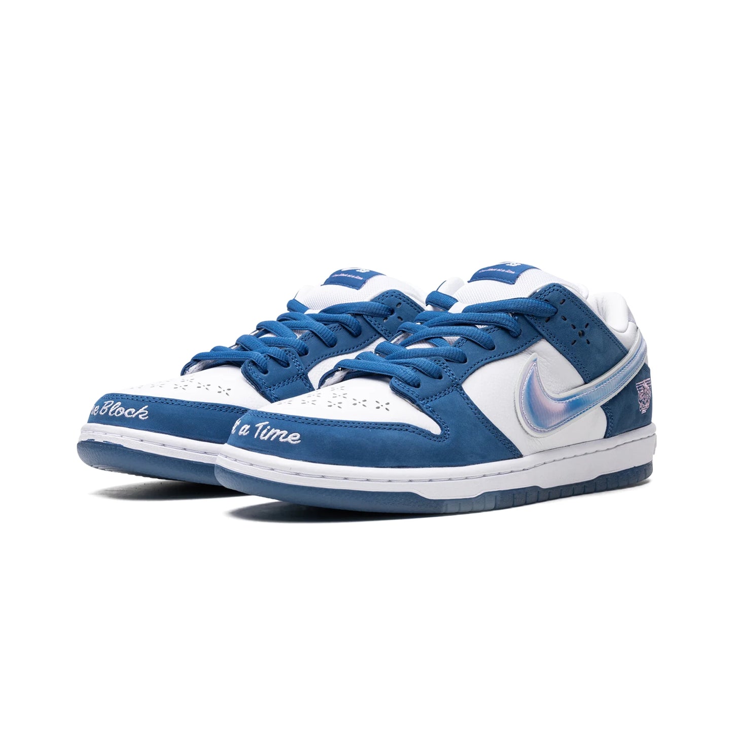Nike SB Dunk Low "Born x Raised"