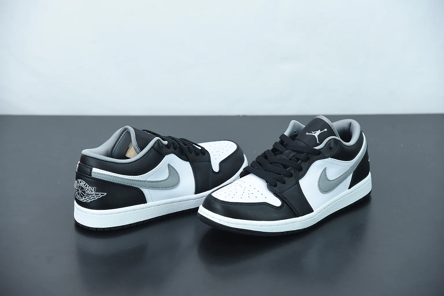 Nike Air Jordan 1  Low “Medium Grey”