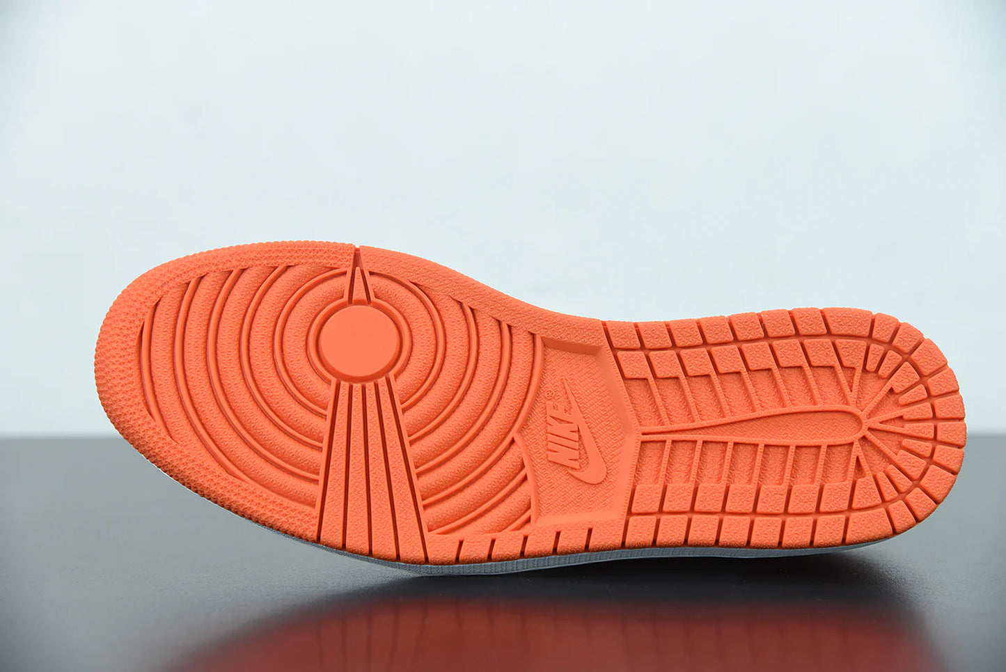 Nike Air Jordan 1 Low “Starfish”
