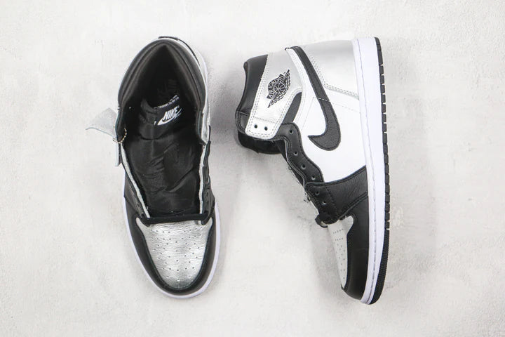 Nike Air Jordan 1 High Silver Toe