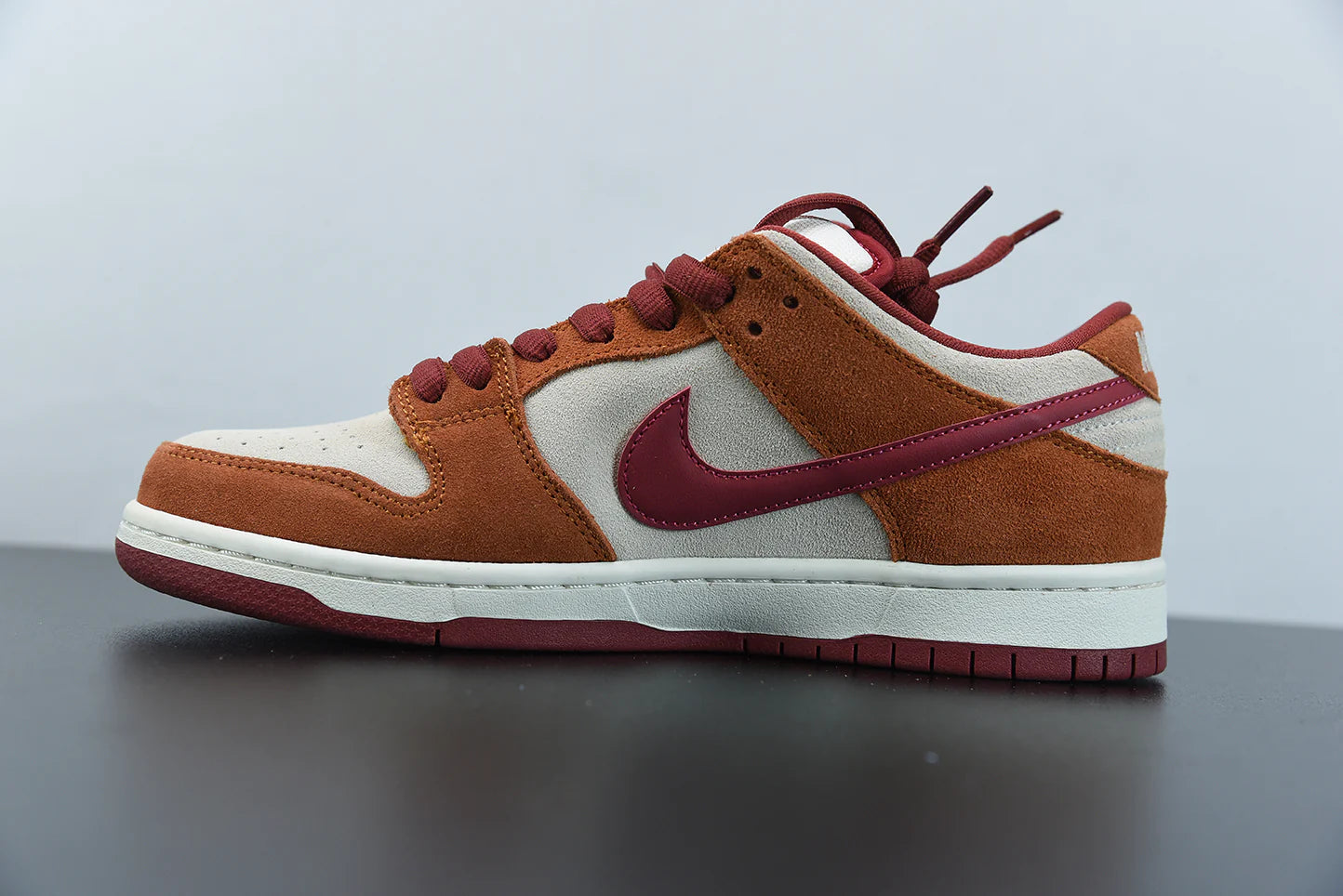 Nike Dunk Low PRO SB “Dark Russet”