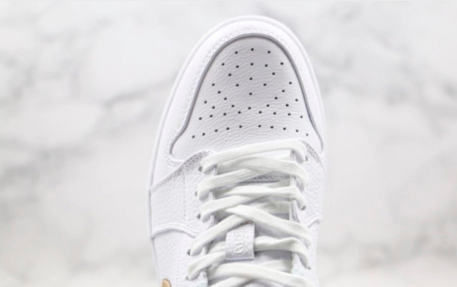 Nike Air Jordan 1 Low Metallic Gold
