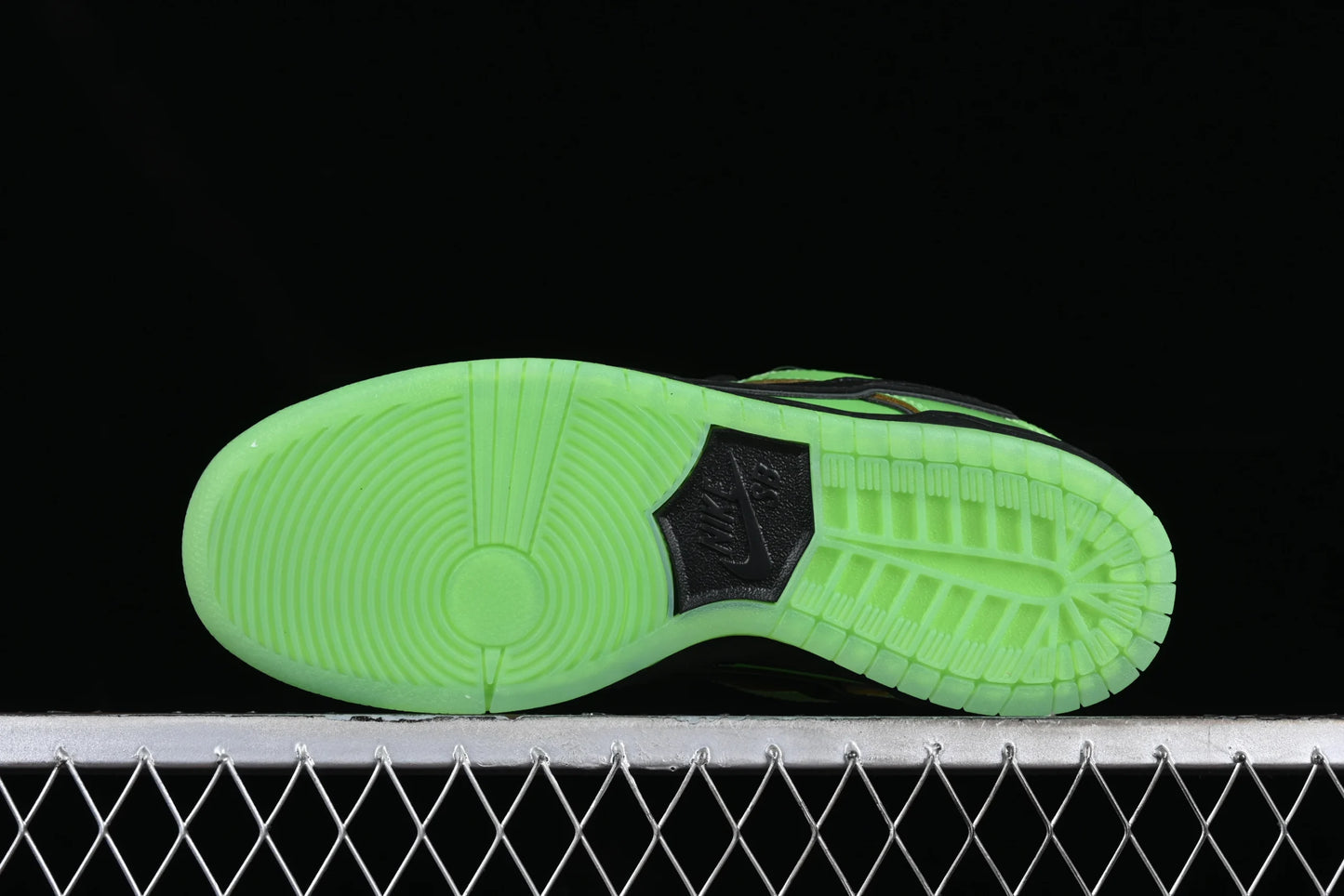 Nike SB Dunk Low The PowerPuff Girls (Docinho)