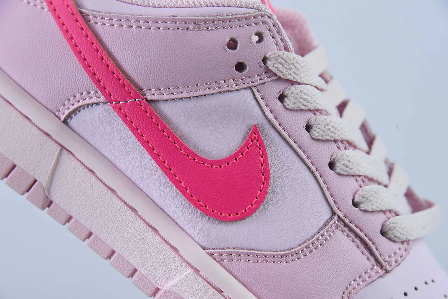 Nike Dunk Low GS “Triple Pink”