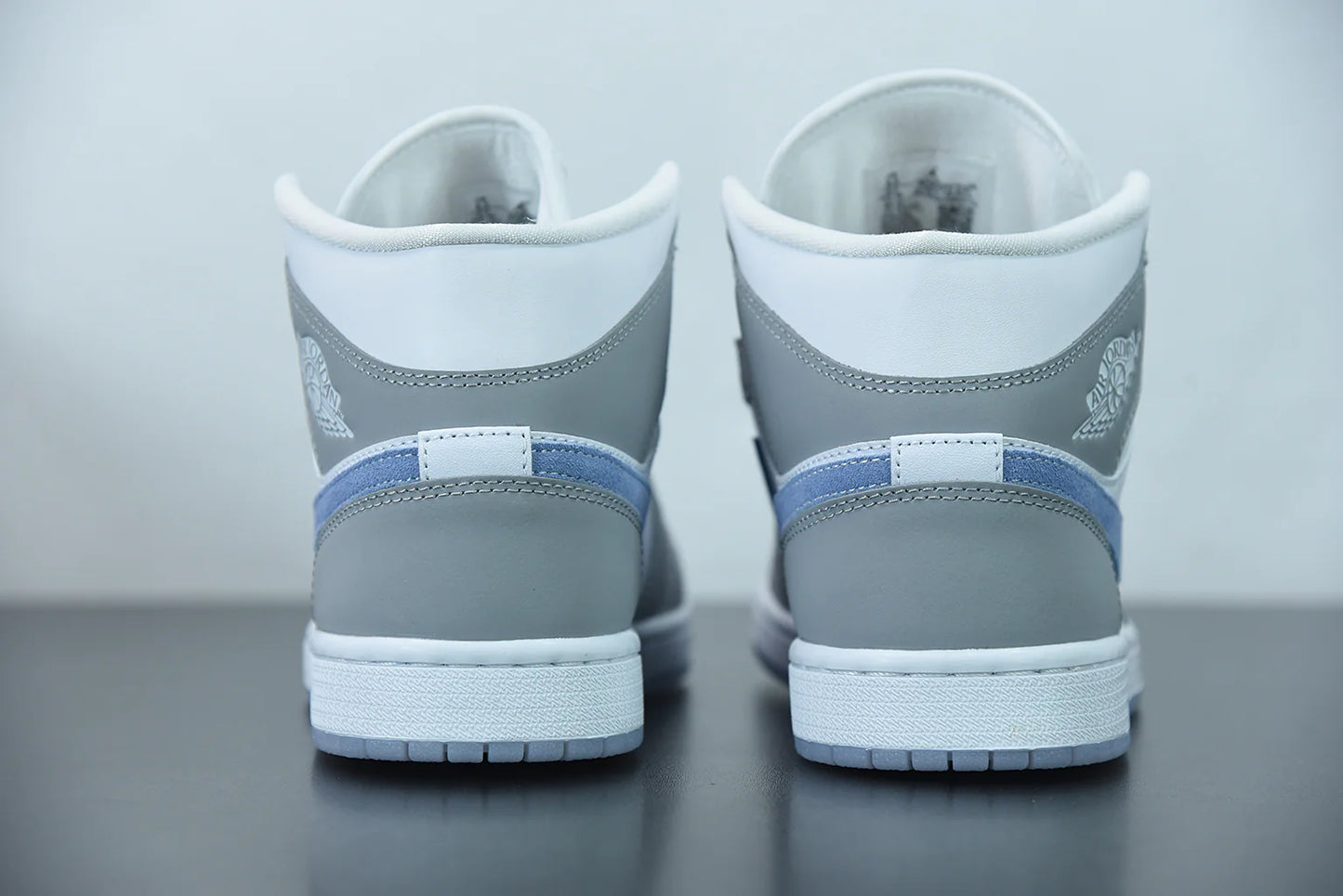 Nike Air Jordan 1 Mid “White Wolf Grey”