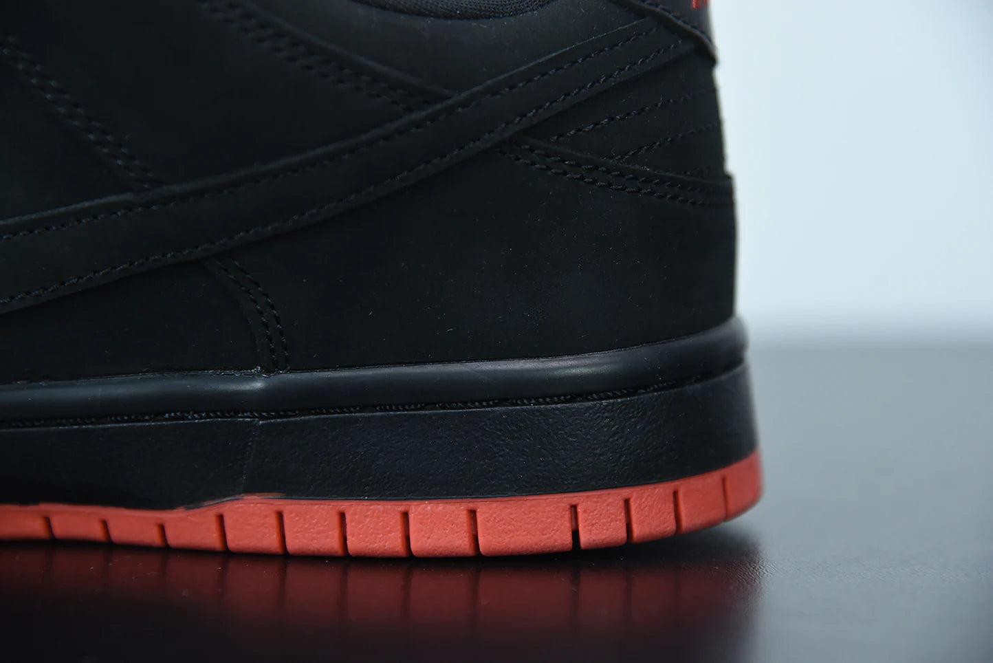 Nike Dunk Low PRO SB x Jeff Staple “Black Pingeon”