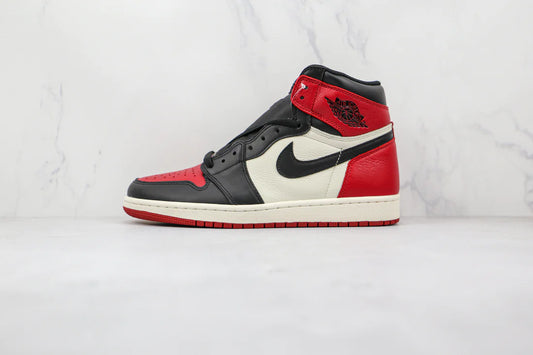Nike Air Jordan 1 Retro High Bred Toe