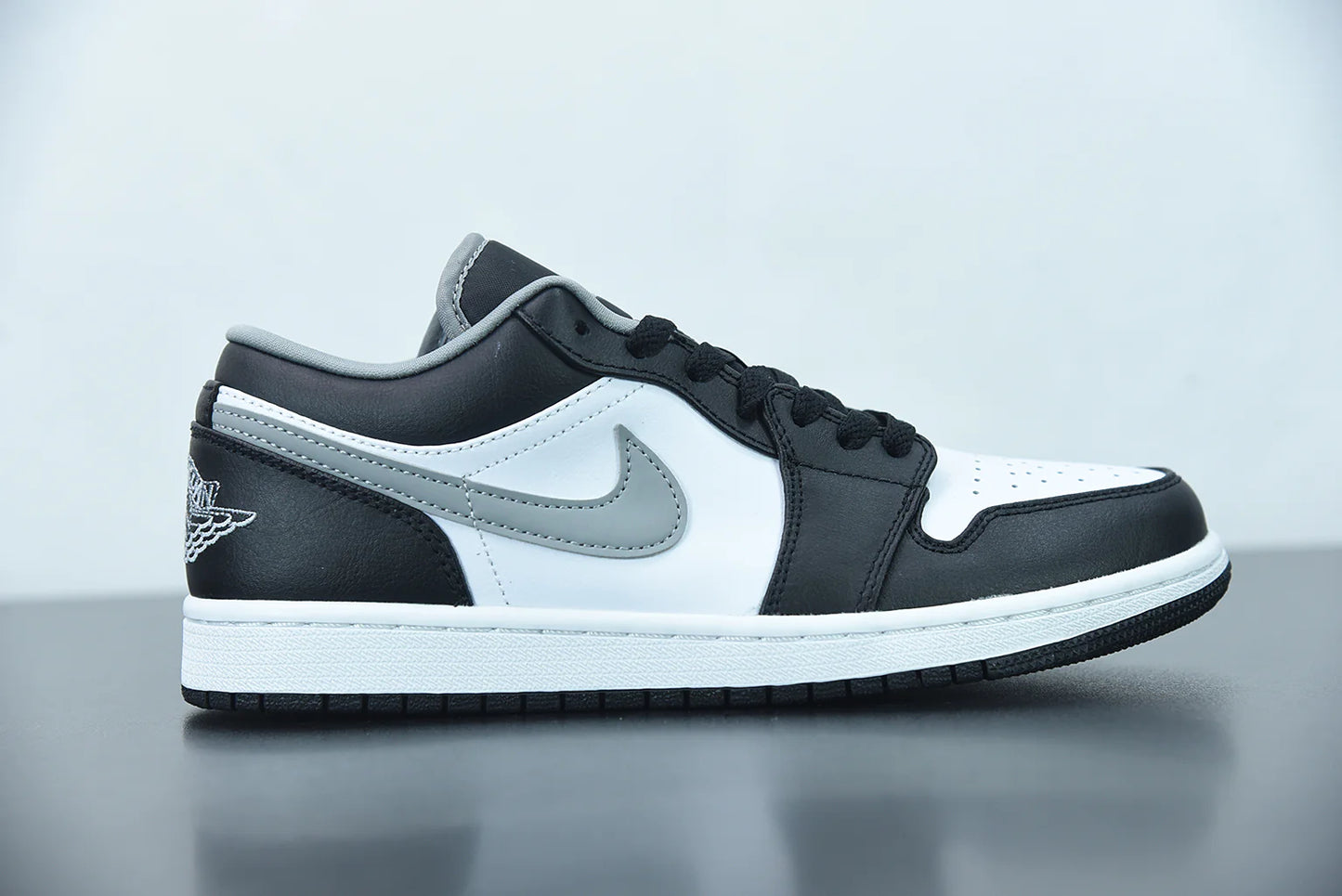 Nike Air Jordan 1  Low “Medium Grey”