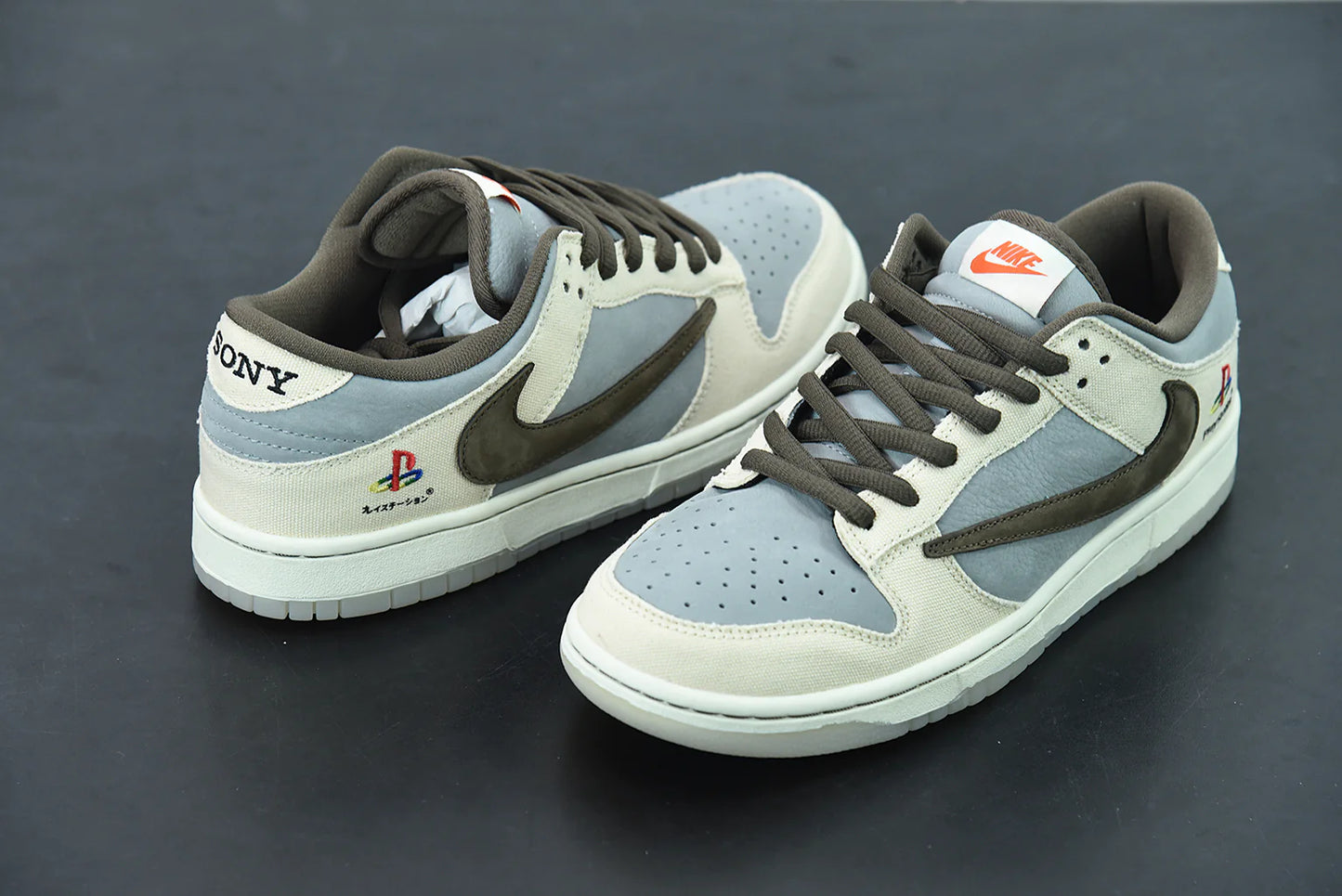 Nike Dunk Low – Travis Scott x Playstation