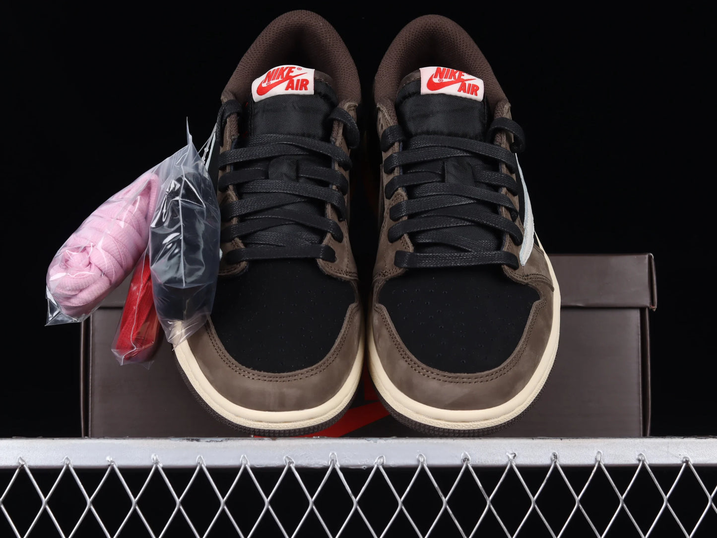 Nike Air Jordan 1 Low Travis Scott