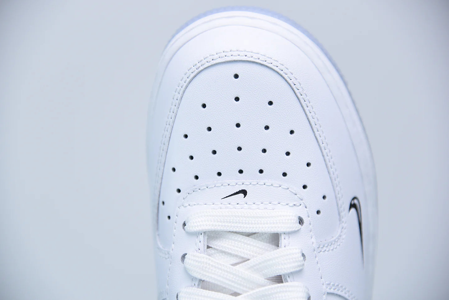 Nike Air Force 1 Earth Day Pack