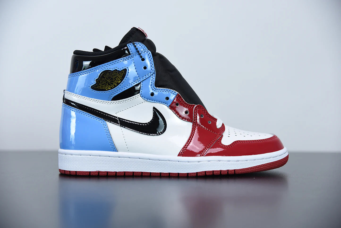 Nike Air Jordan 1 High Fearless UNC Chicago