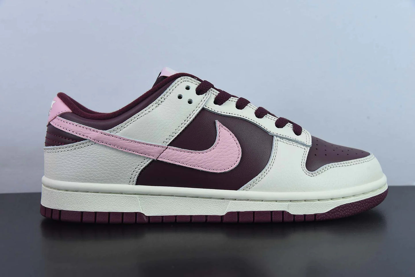 Nike Dunk Low Retro “PRM Valentine’s Day”