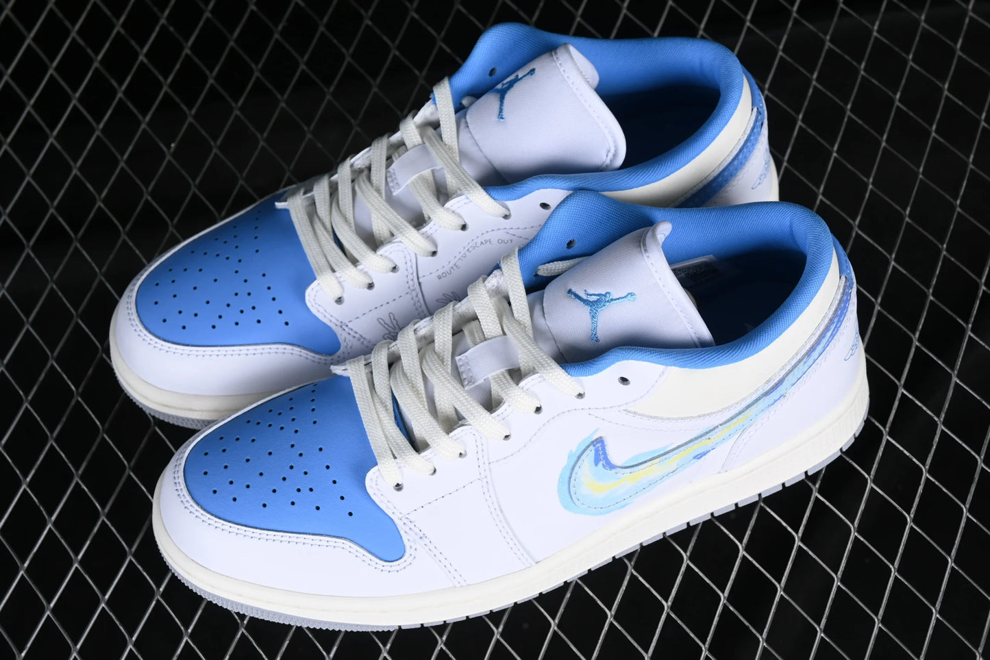 Nike Air Jordan 1 Low “Born To Fly”