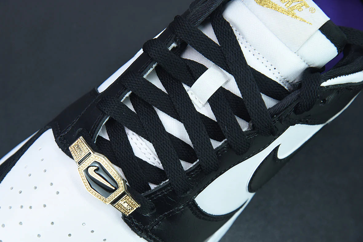 Nike Dunk Low “World Champs”