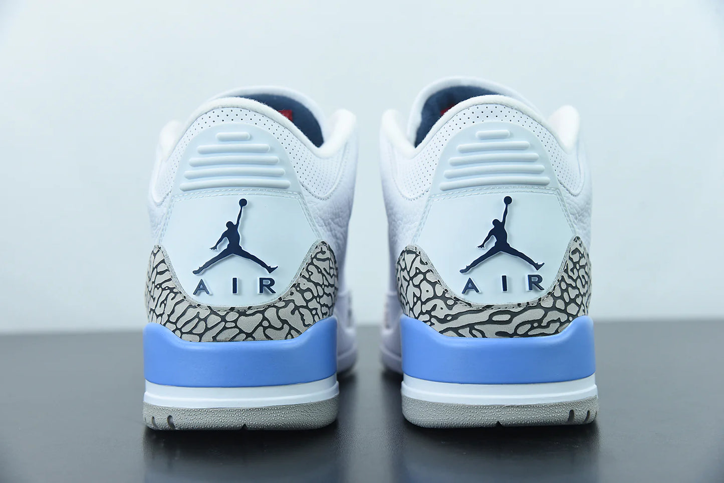 Nike Air Jordan 3  Retro “UNC”