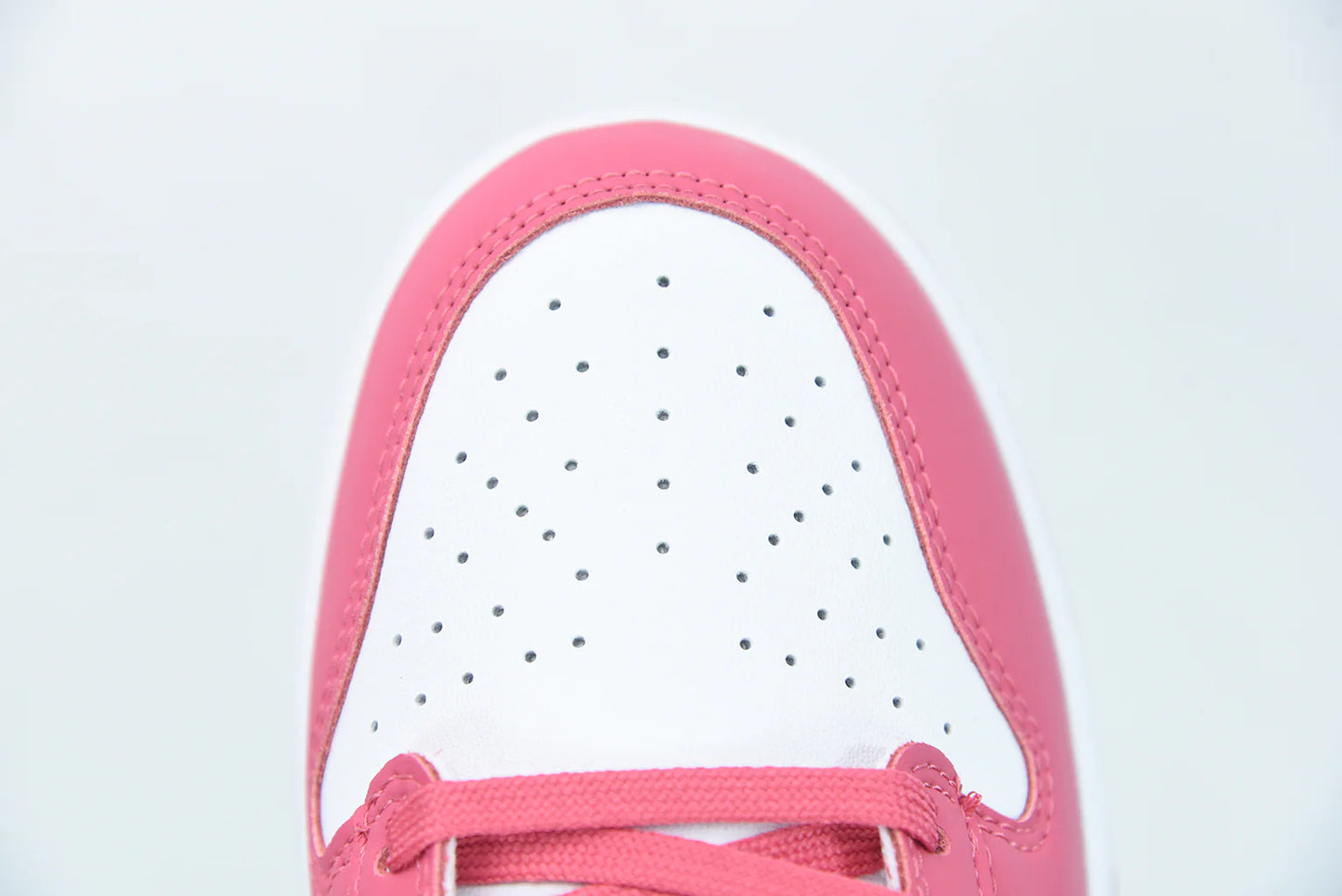 Nike SB Dunk Low “Archeo Pink”