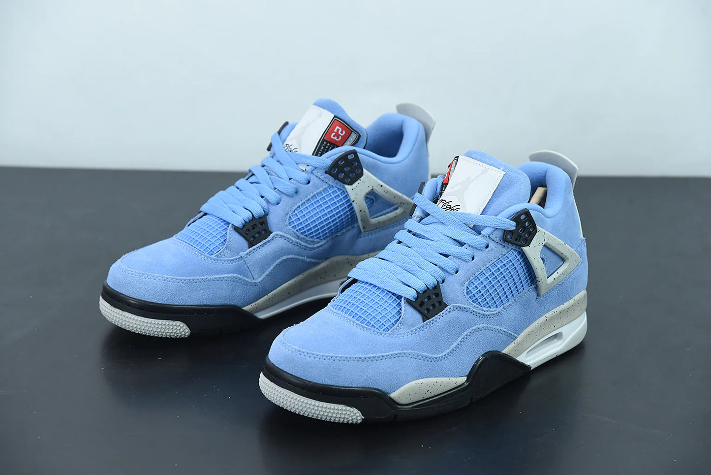 Nike Air Jordan 4 University “Blue”