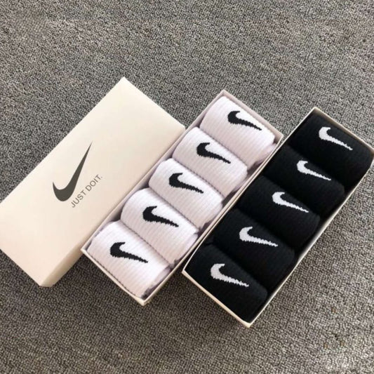6 pares de meia
